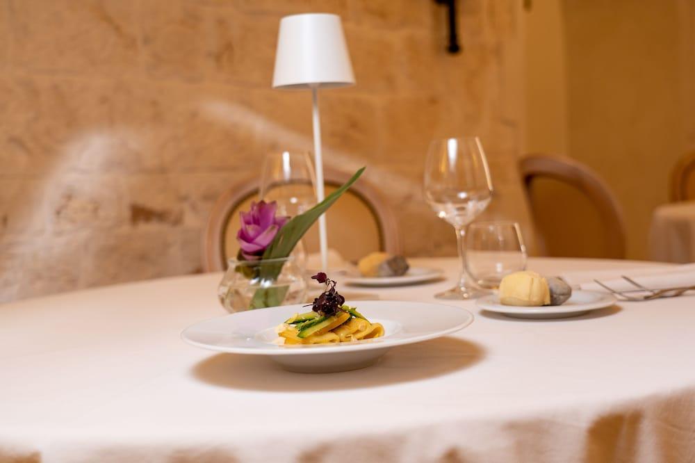 Ostuni Palace - Hotel Bistrot & Spa Eksteriør bilde