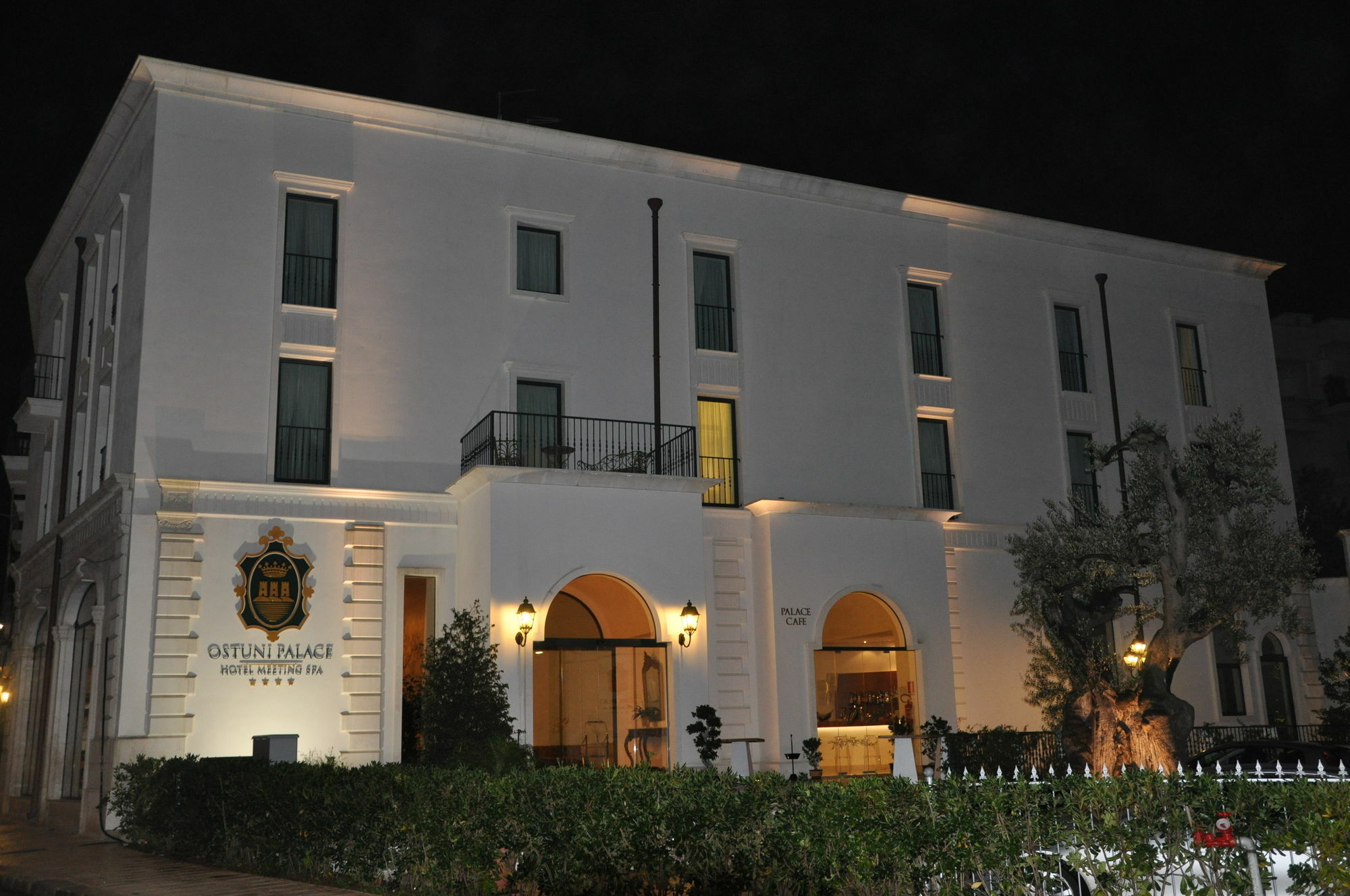 Ostuni Palace - Hotel Bistrot & Spa Eksteriør bilde